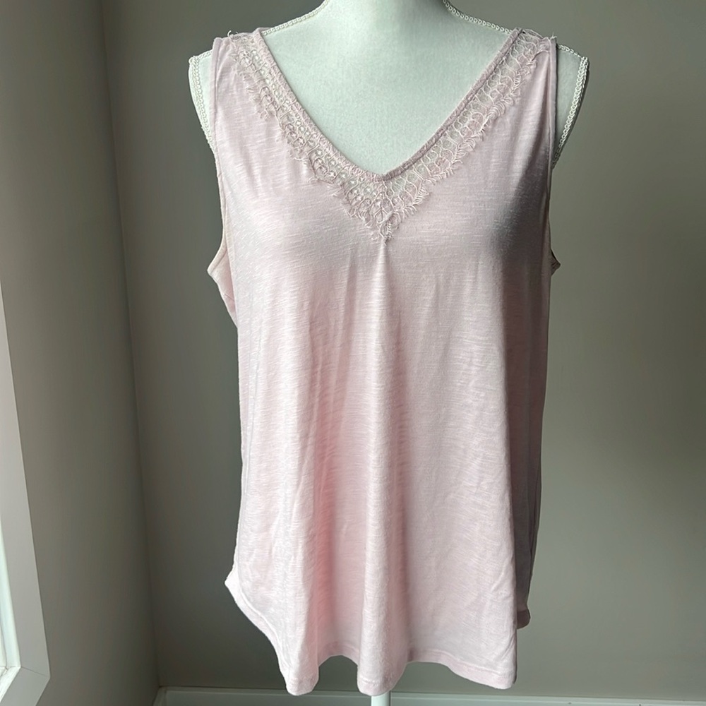 5/$25 Ricki’s V-Neck Tank Top